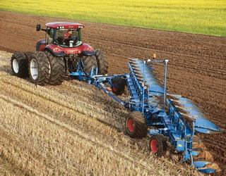 Аграрії придбали сільгосптехніки на 2 млрд грн через «Райффайзен Банк Аваль»